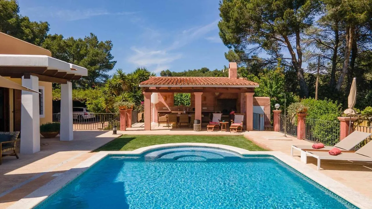 Holiday home Villa Rural Sant Carles de Peralta
