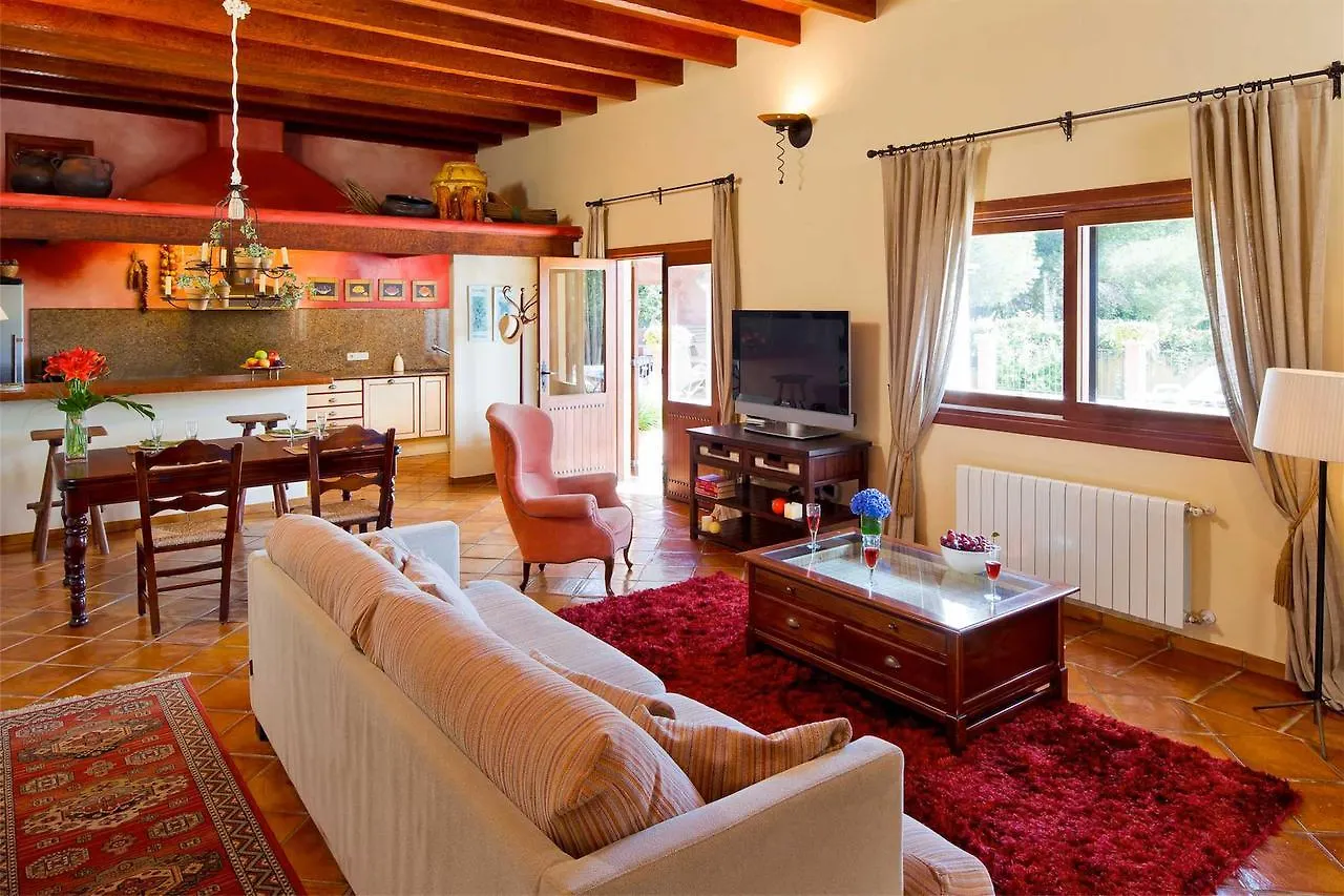 Holiday home Villa Rural Sant Carles de Peralta