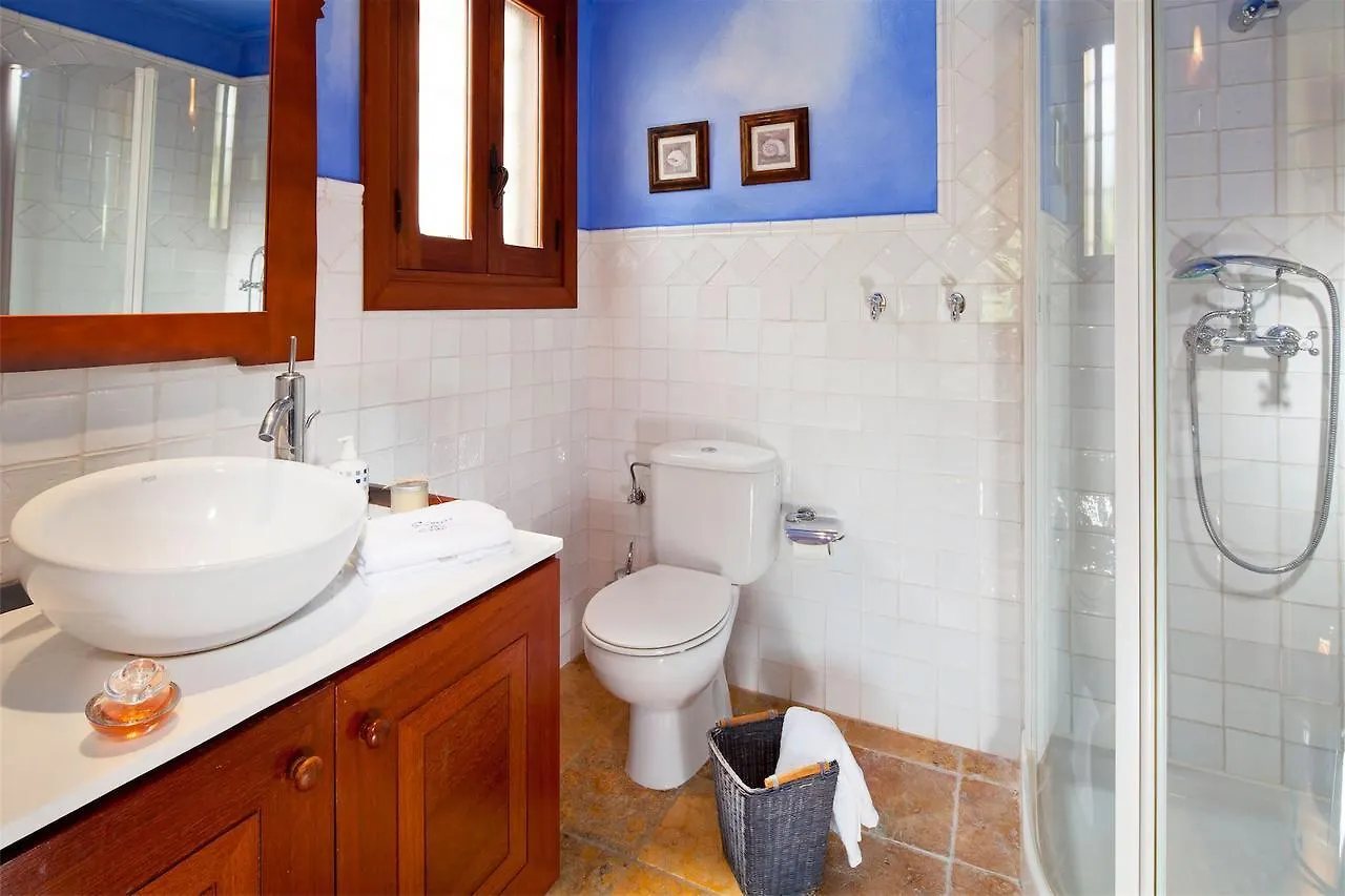 Holiday home Villa Rural Sant Carles de Peralta Spain